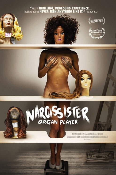 Постер Нарциссистер играет телом