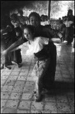 Постер Транс и танец на Бали