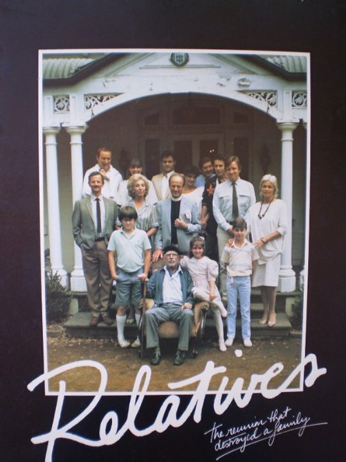 Постер Relatives
