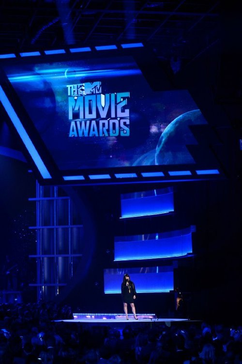 Церемония вручения премии MTV Movie Awards 2013 скачать фильм торрент
